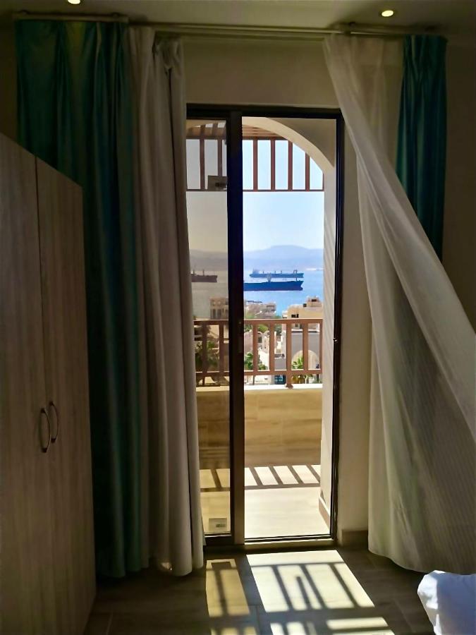 Castle Beach Hotel Акаба Екстер'єр фото